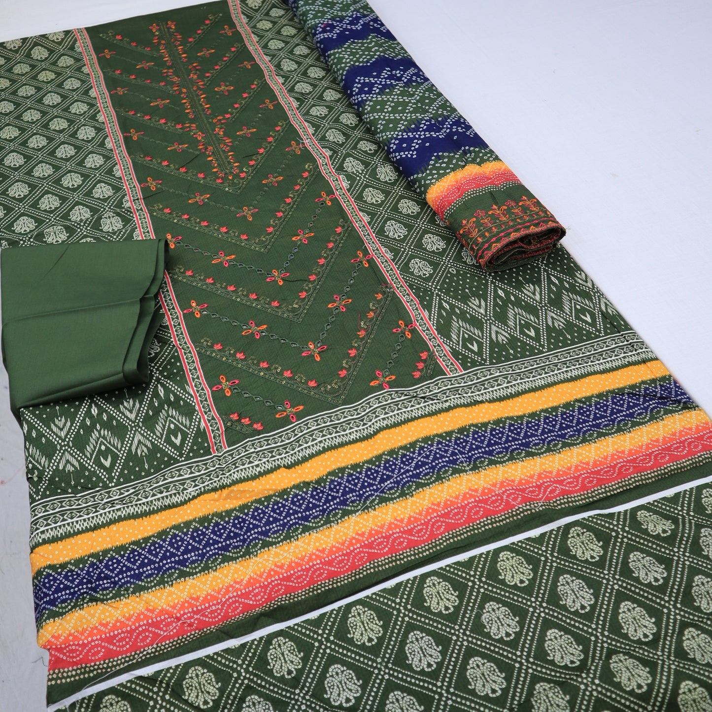 Bin Saeed Embroidery Lawn CutWork Dupatta (1245-085)