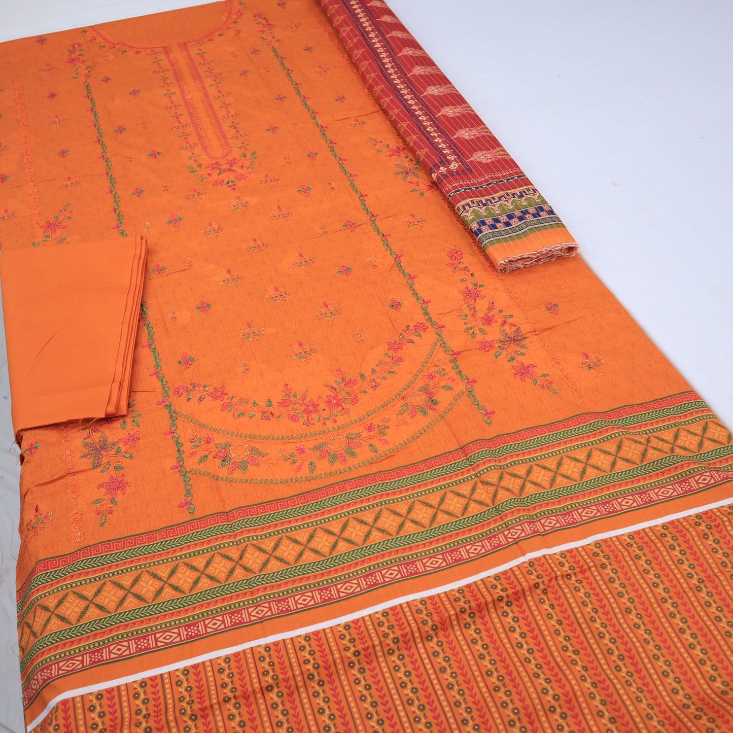 Bin Saeed Embroidery Lawn CutWork Dupatta (1245-095)