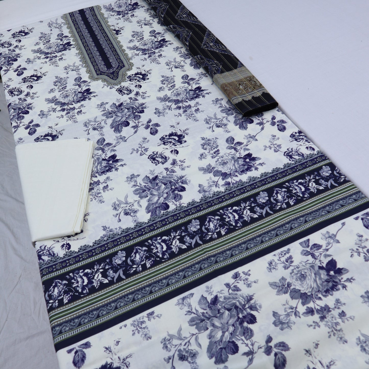 Bin Saeed Digital Lawn 3 Piece (1269-226)