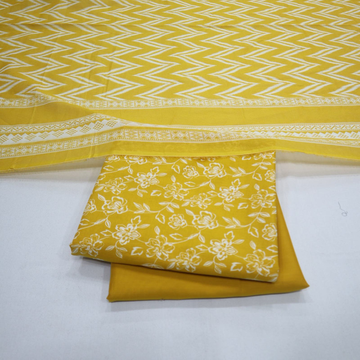 Bin Saeed Lawn Digital Print (1269-571)