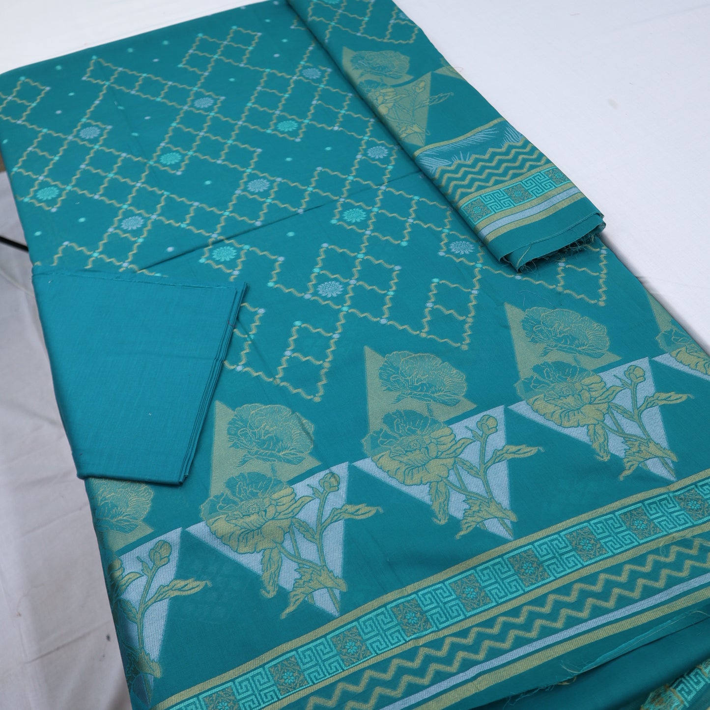Jacquard Brosha Lawn (1309-003) Hadiya Noor