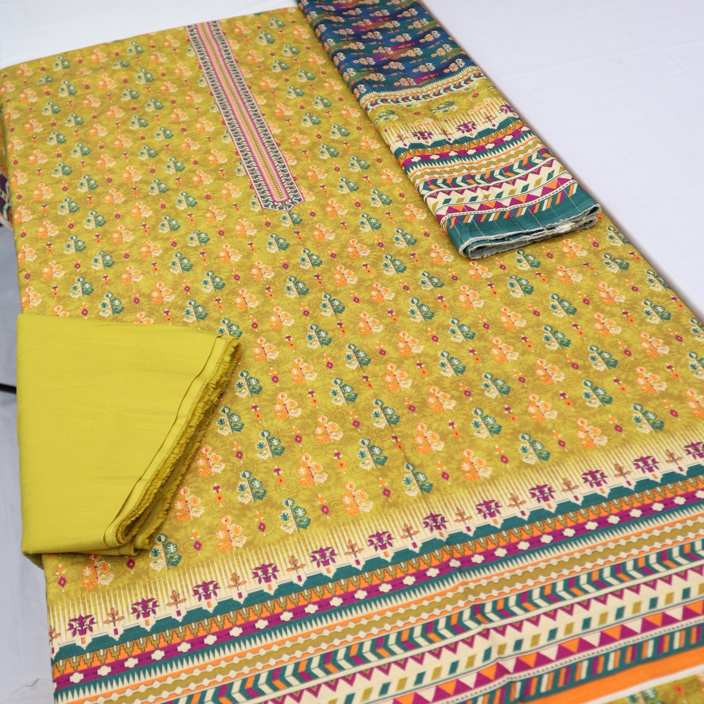 Digital Khaddar 3 Piece (1375-061) Bin Saeed