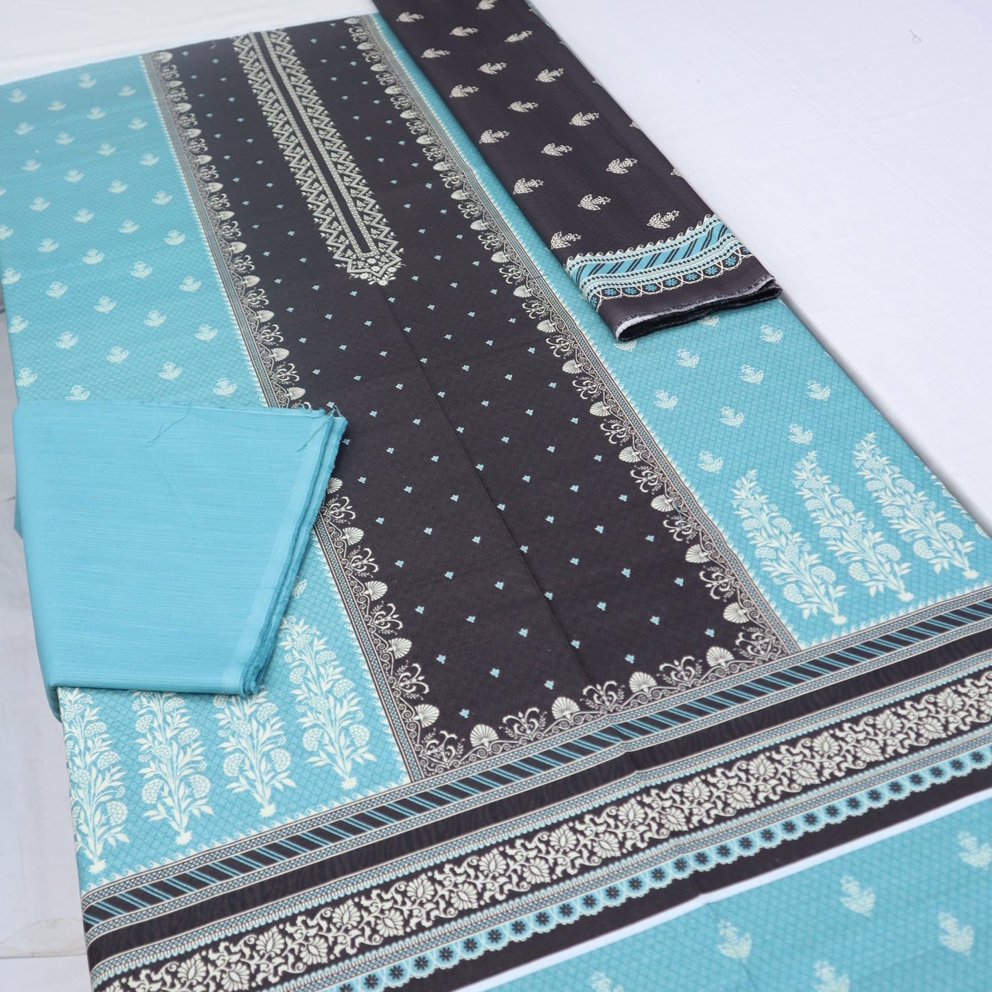 Digital Khaddar 3 Piece (1375-081) Bin Saeed