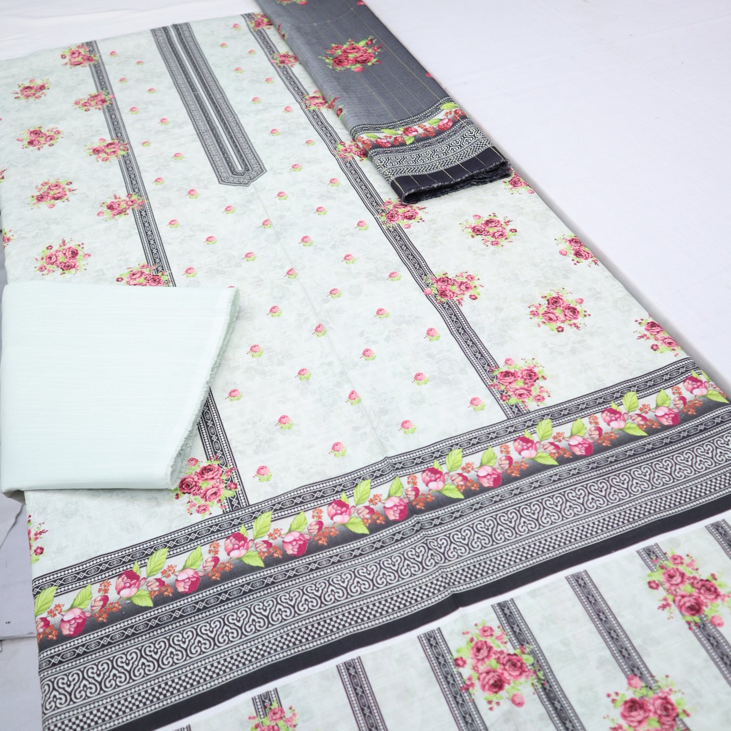 Digital Khaddar 3 Piece (1375-091) Bin Saeed