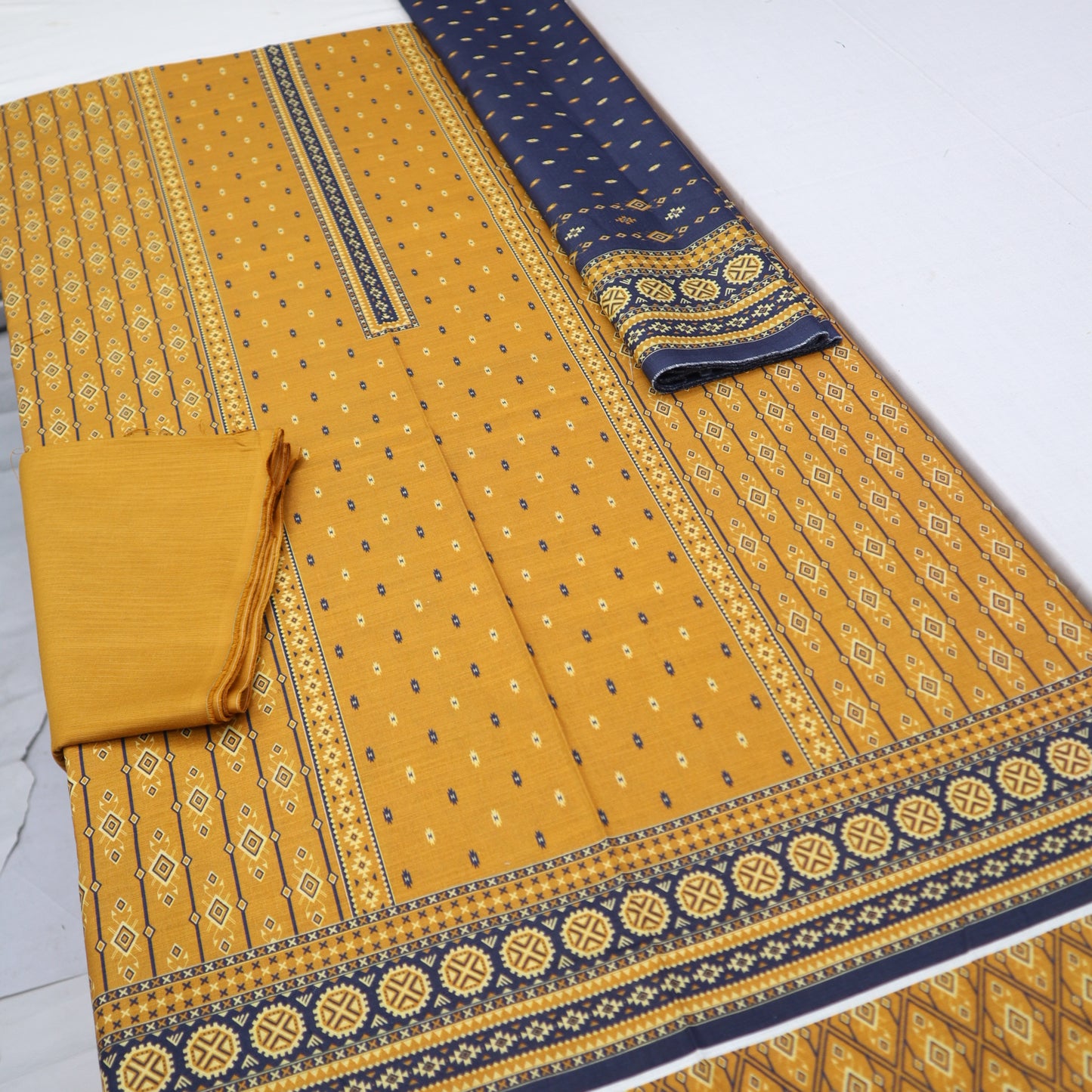 Digital Khaddar 3 Piece (1375-100) Bin Saeed