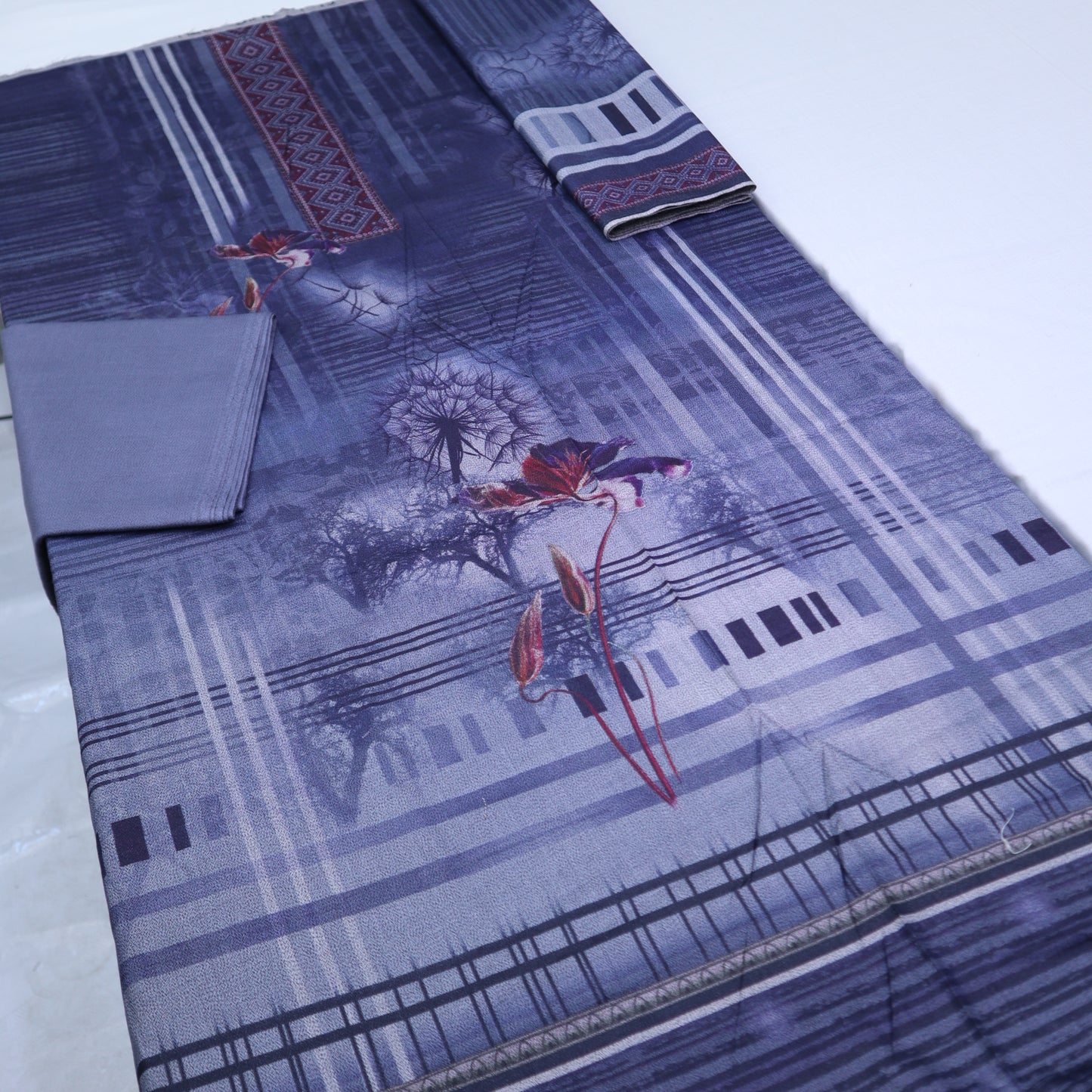 Dhanak Digital Suit (1449-001)