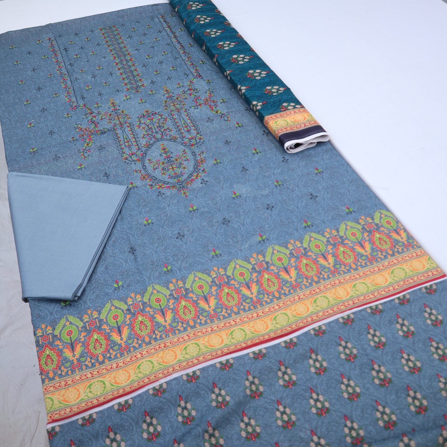 Shahi Jora Lawn Embroidered 3 Pc (1466-002)