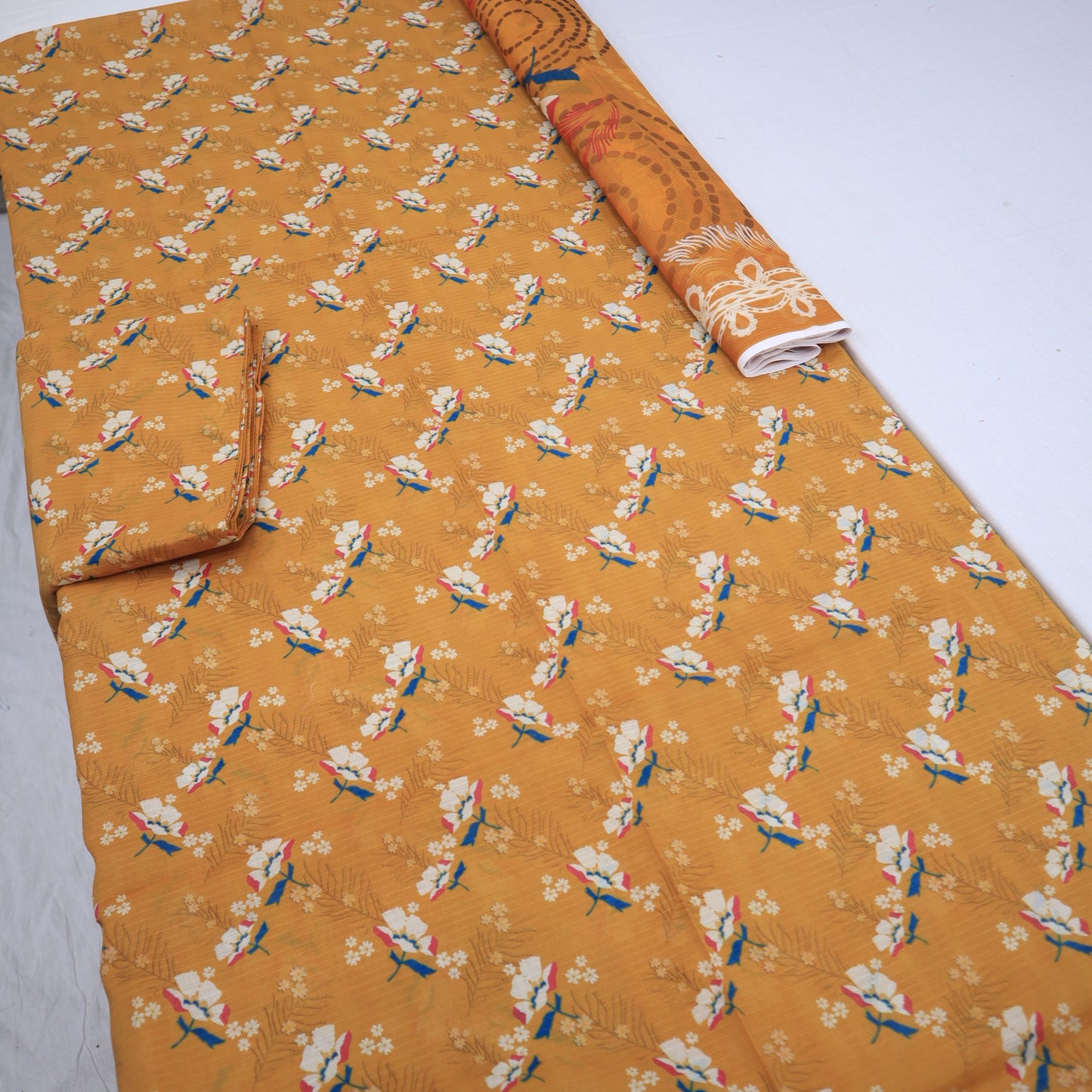 Fatima Collection Aleezay Bana Dora Lawn (1495-008)