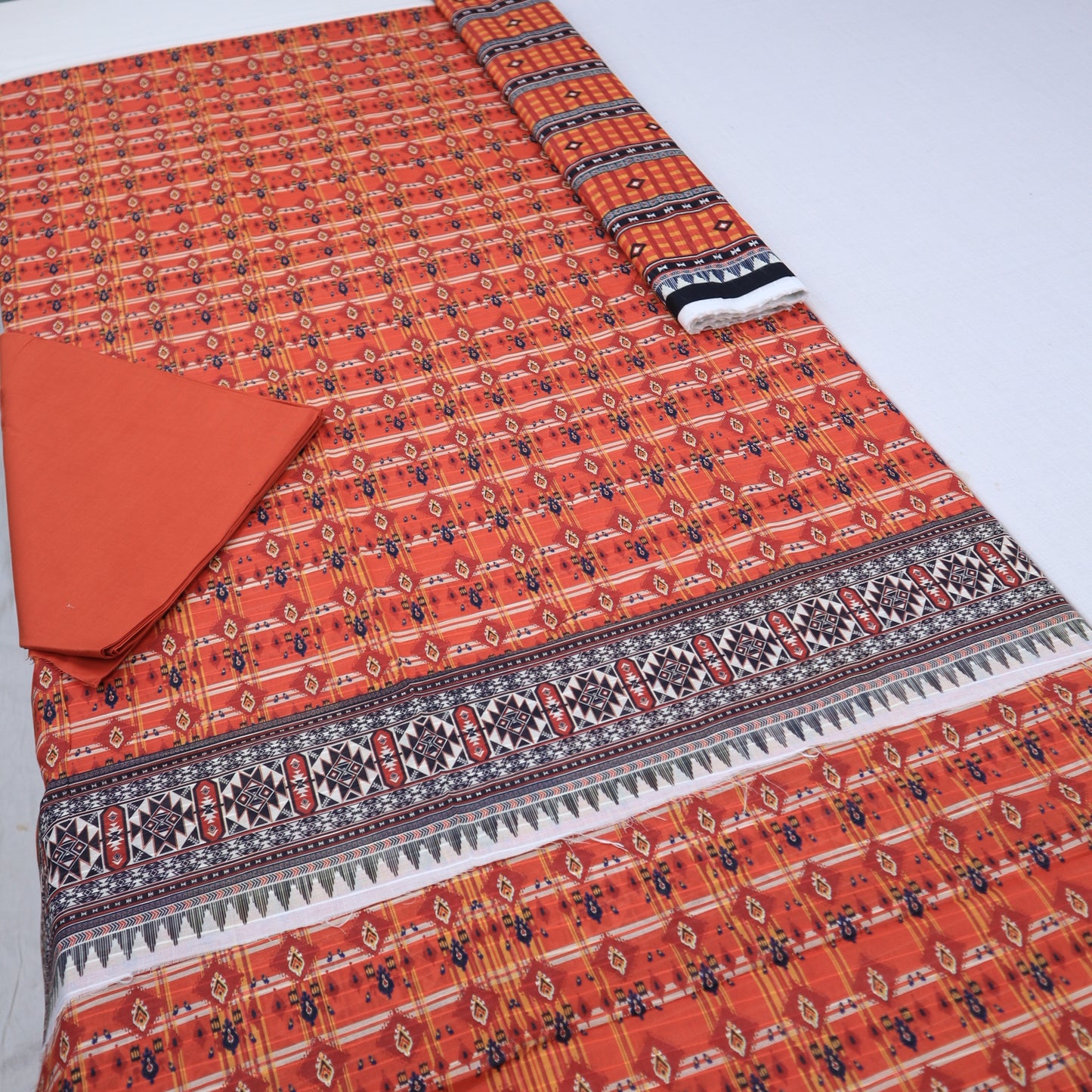 Malabis Dhoriya Lawn Volume 3 (1526-001)