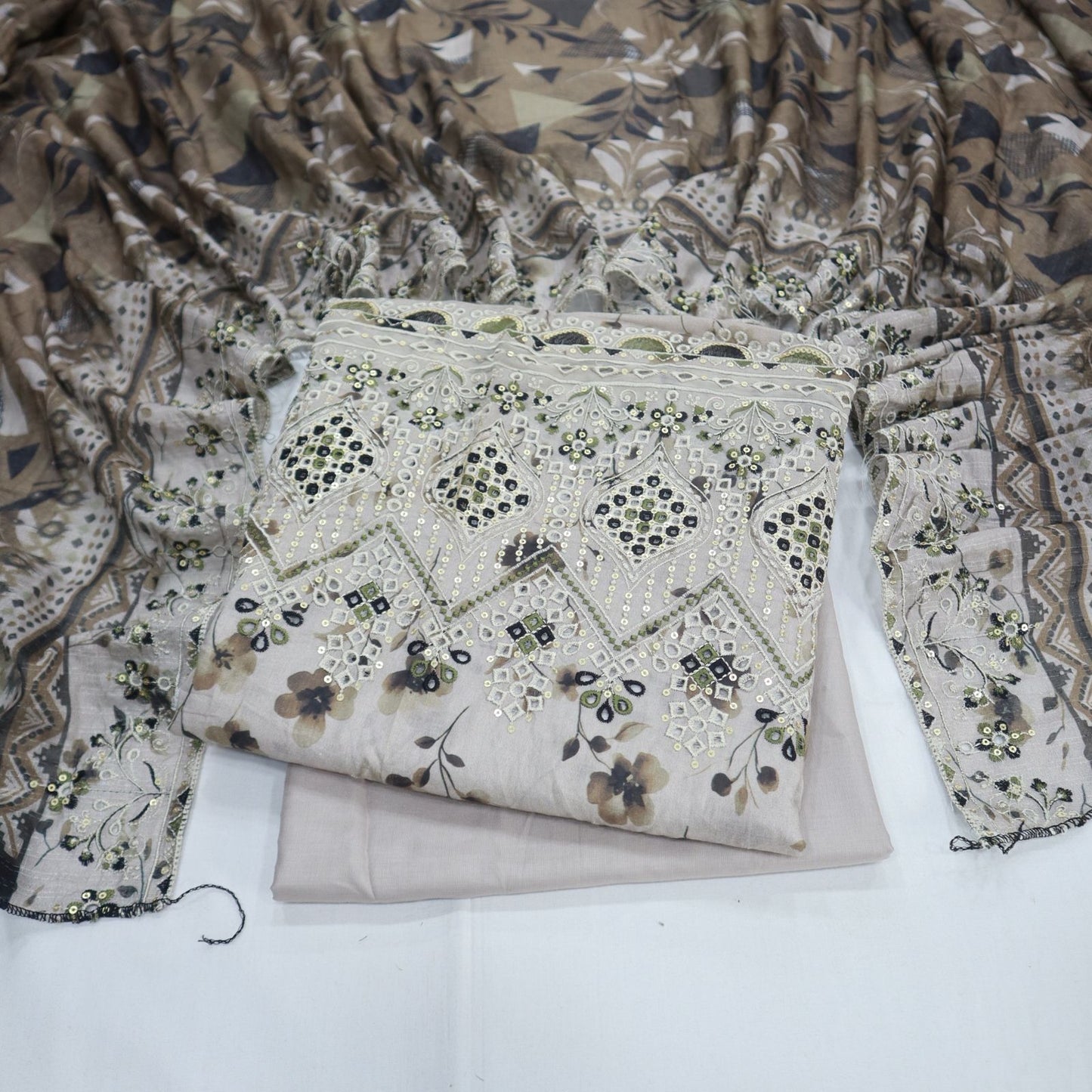 Daman EMB Cut-Work Dupatta by Mehak (1933-007)