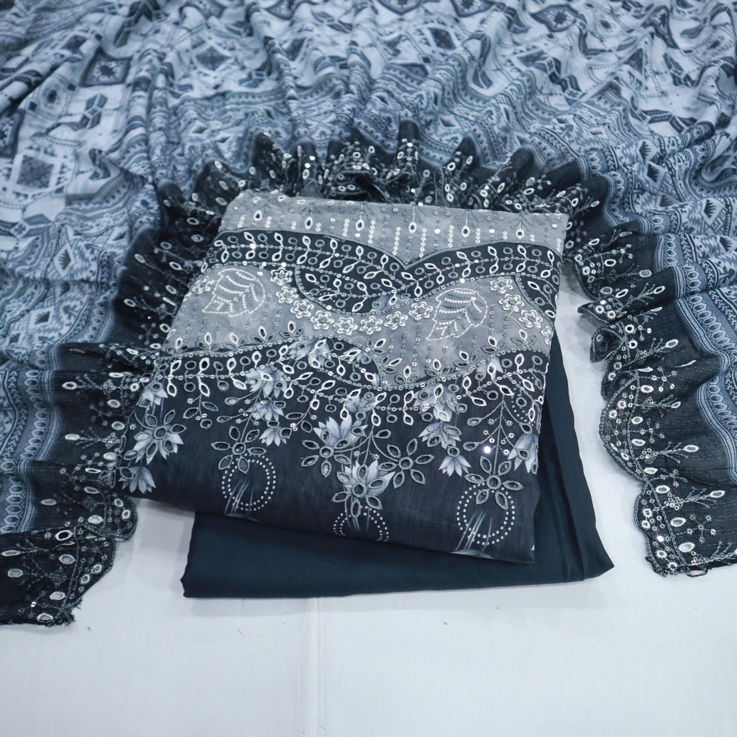 Daman EMB Cut-Work Dupatta by Mehak (1933-008)
