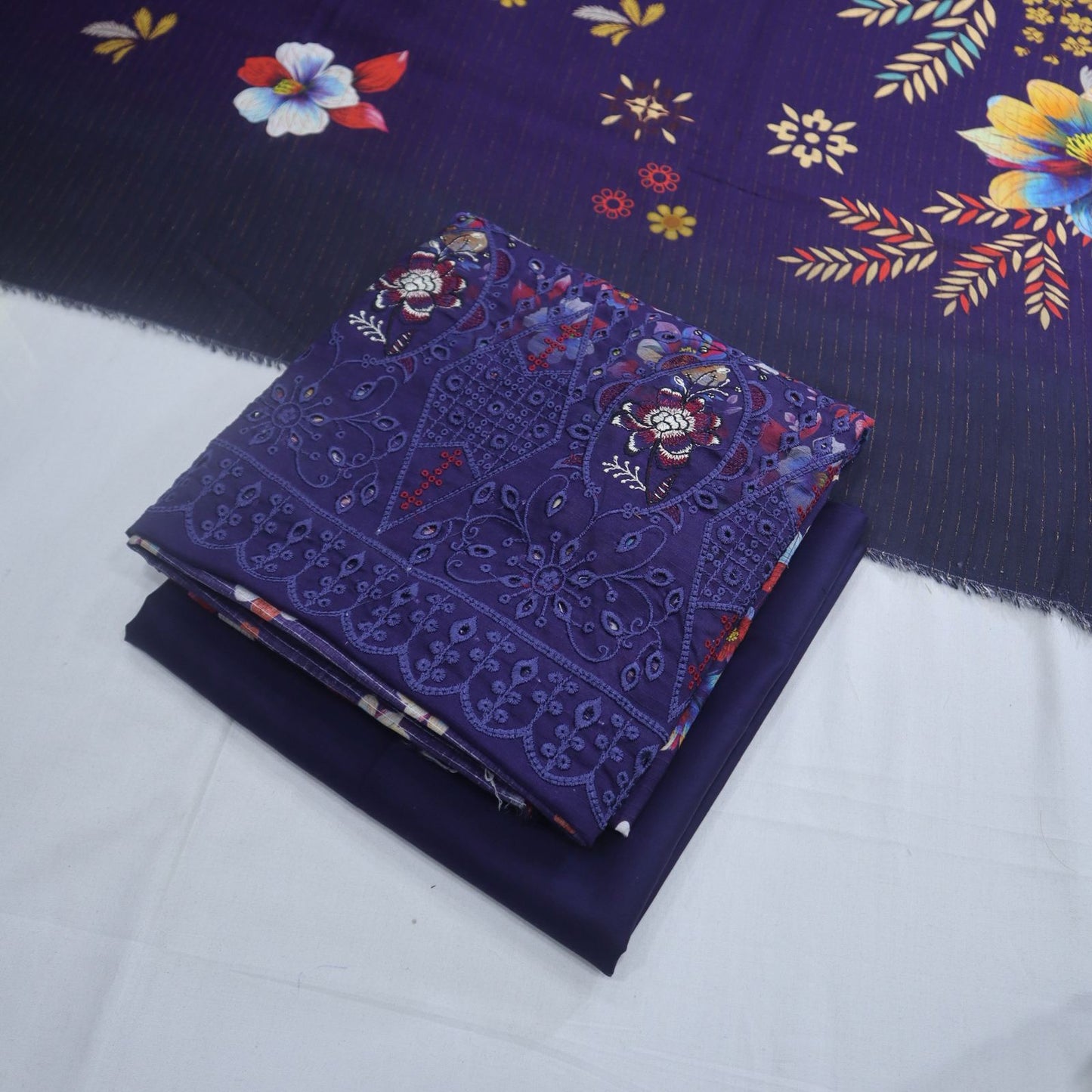 Doriya Lawn EMB Daman 3 Piece (1958-001)