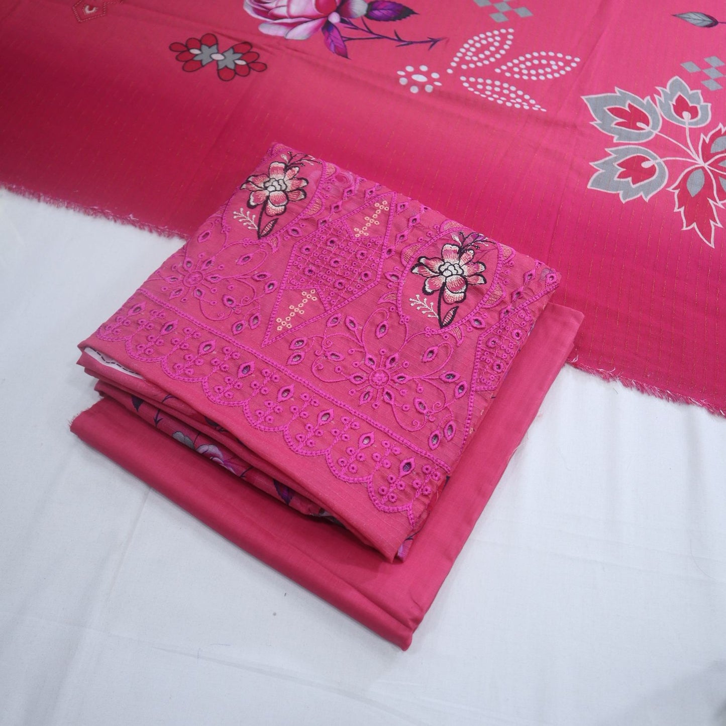 Doriya Lawn EMB Daman 3 Piece (1958-008)