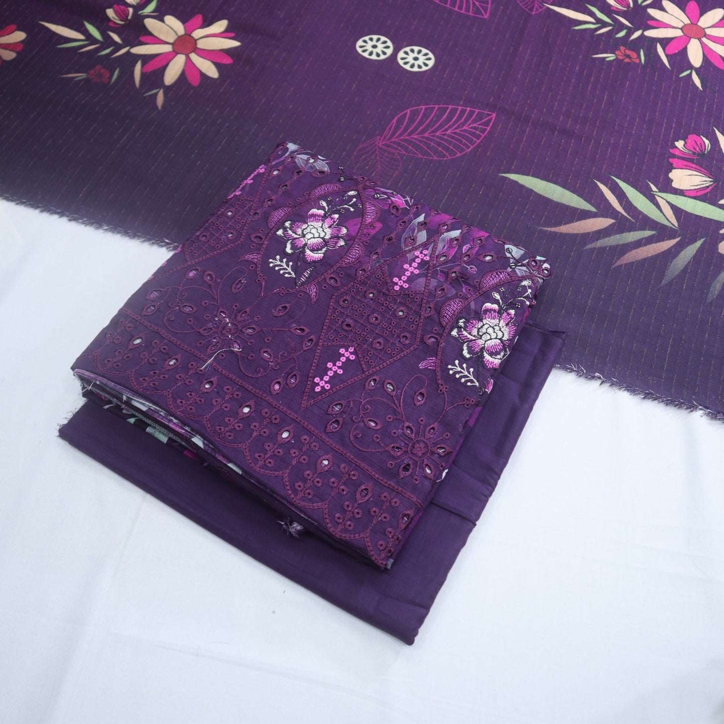 Doriya Lawn EMB Daman 3 Piece (1958-010)
