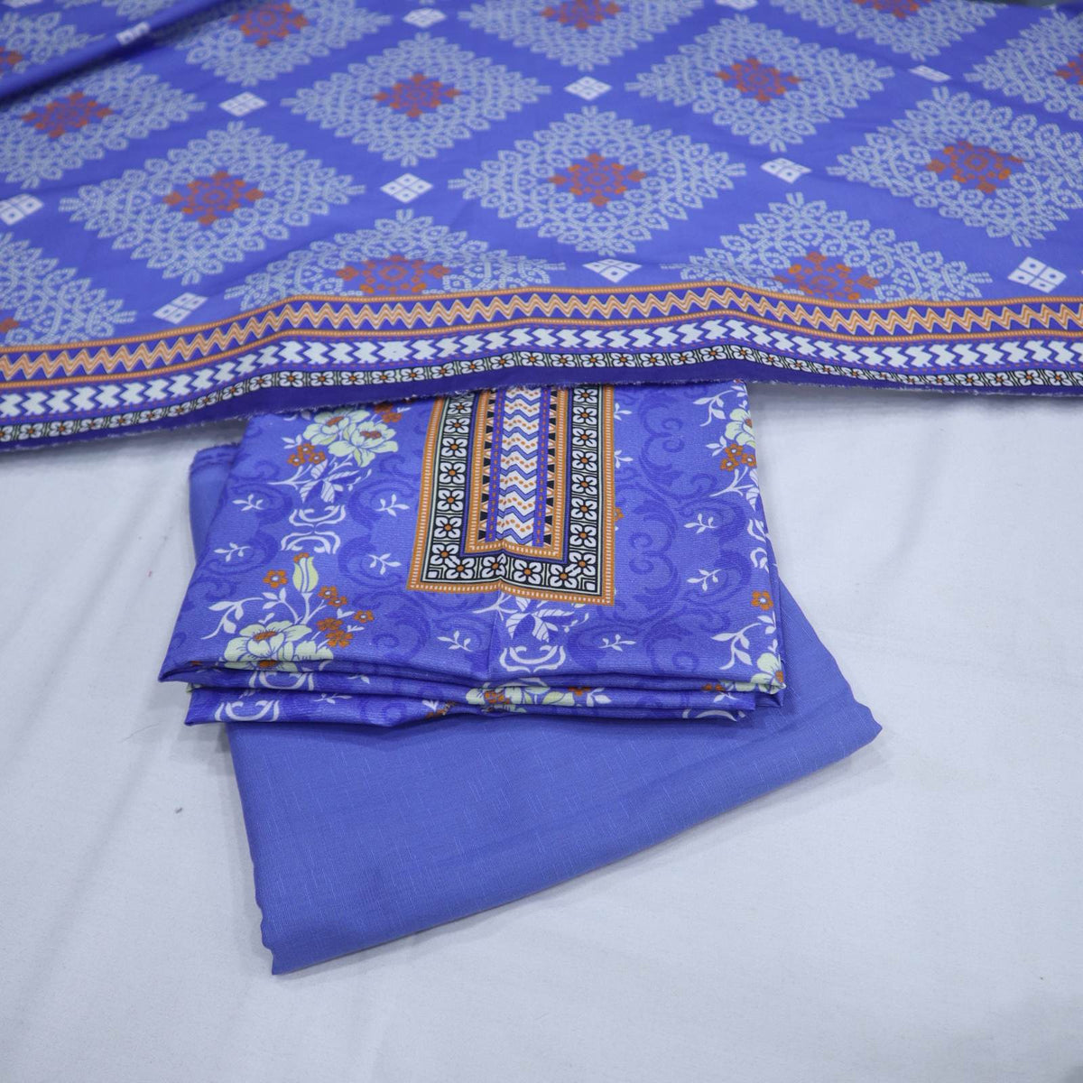 Exclusive Karandi by Hajra (1985-007)