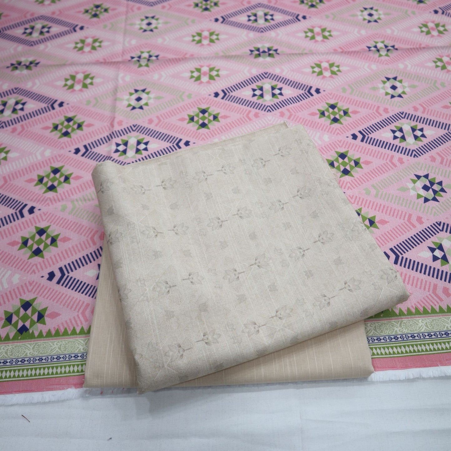 Safina Digital Khaddar 3 Piece (1410-132)