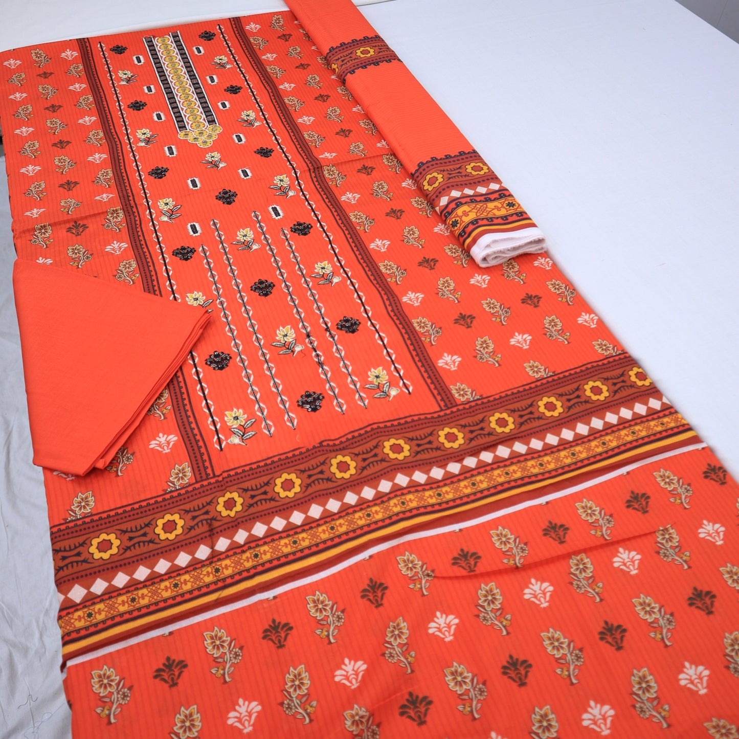 Shahi Jora Ishq Hai Lawn Dupatta (1472-005)