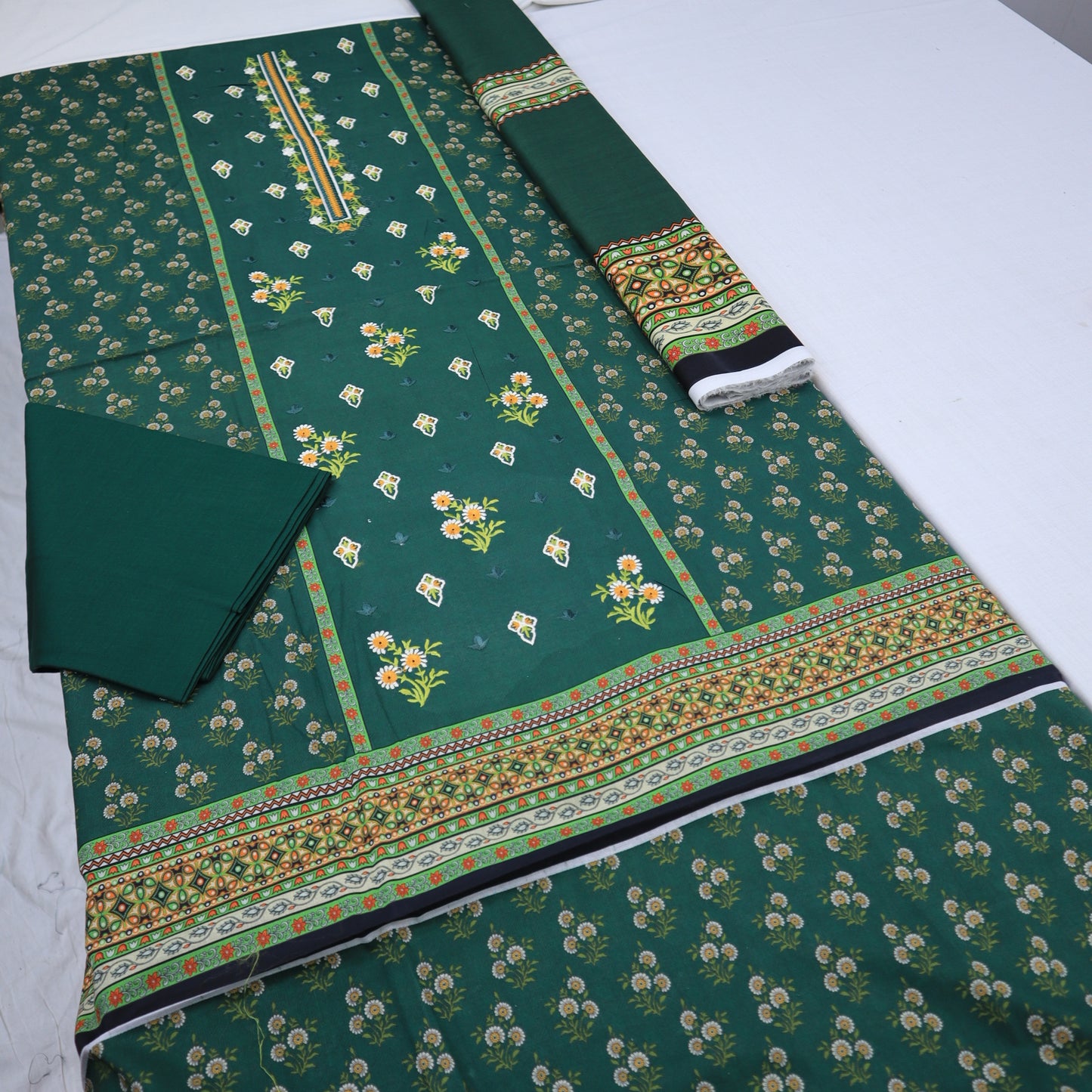 Shahi Jora Ishq Hai Lawn Dupatta (1472-006)