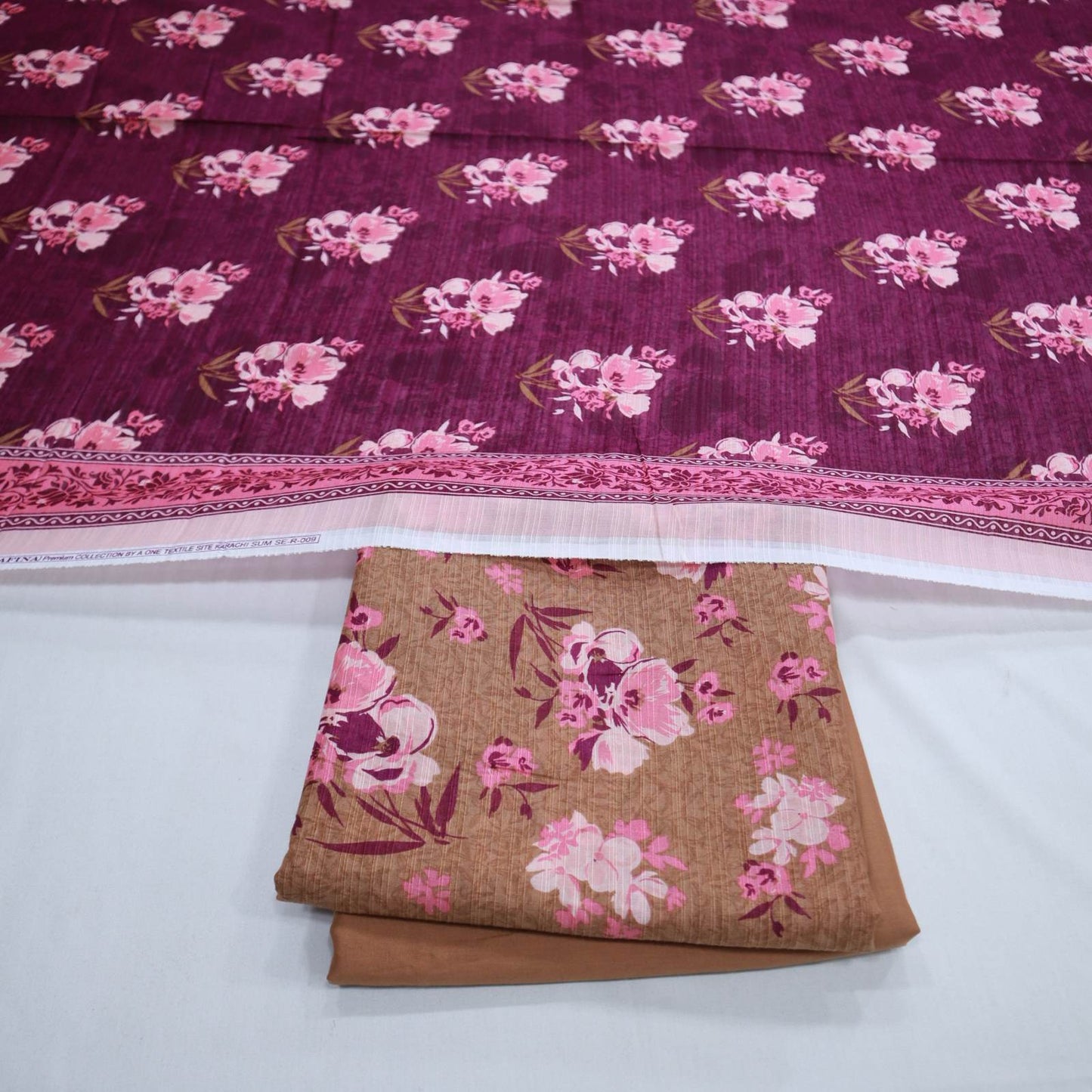 Chamki Doriya Lawn 3 Piece (1692-009)