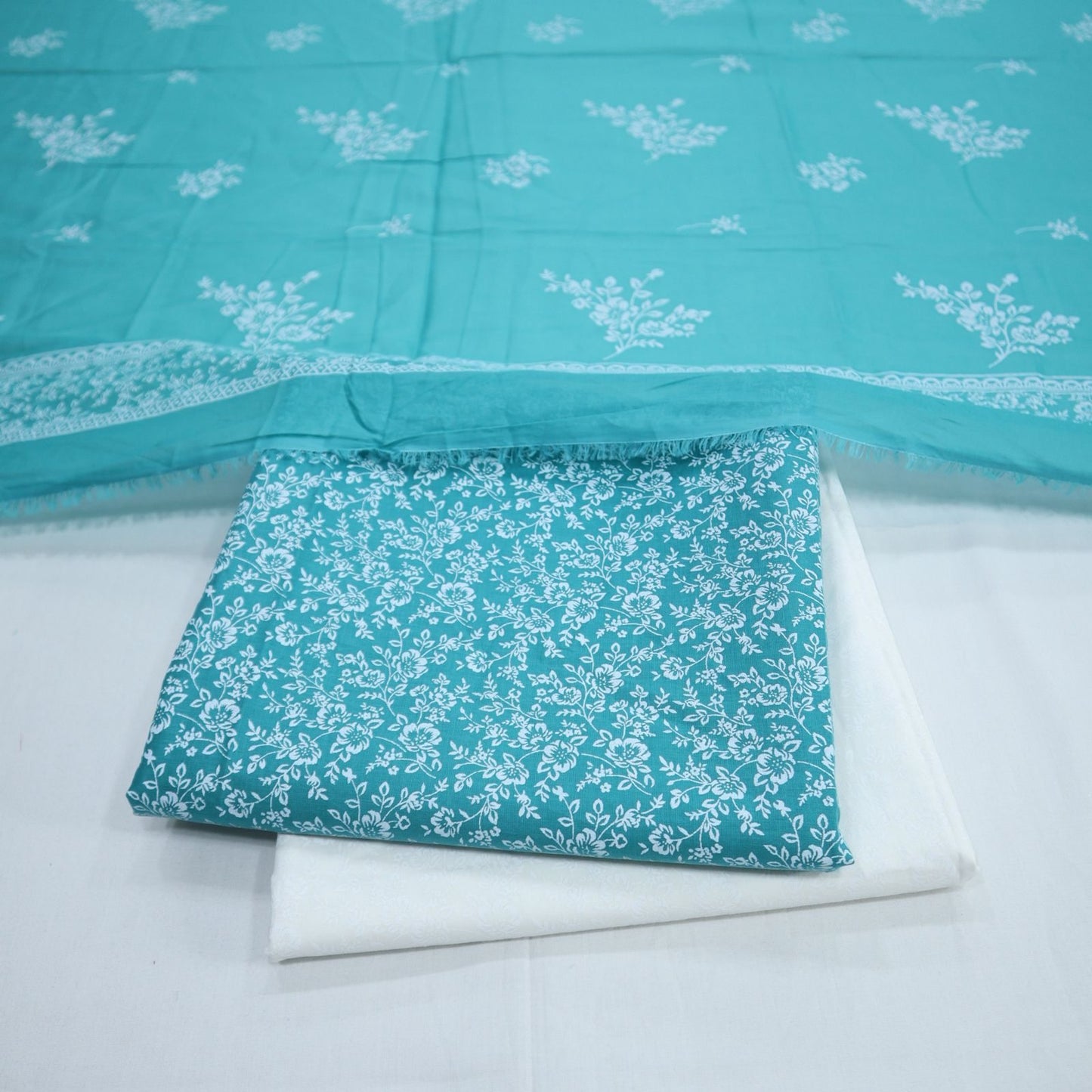Muntaha Block Print Lawn 3 Piece (1928-005)