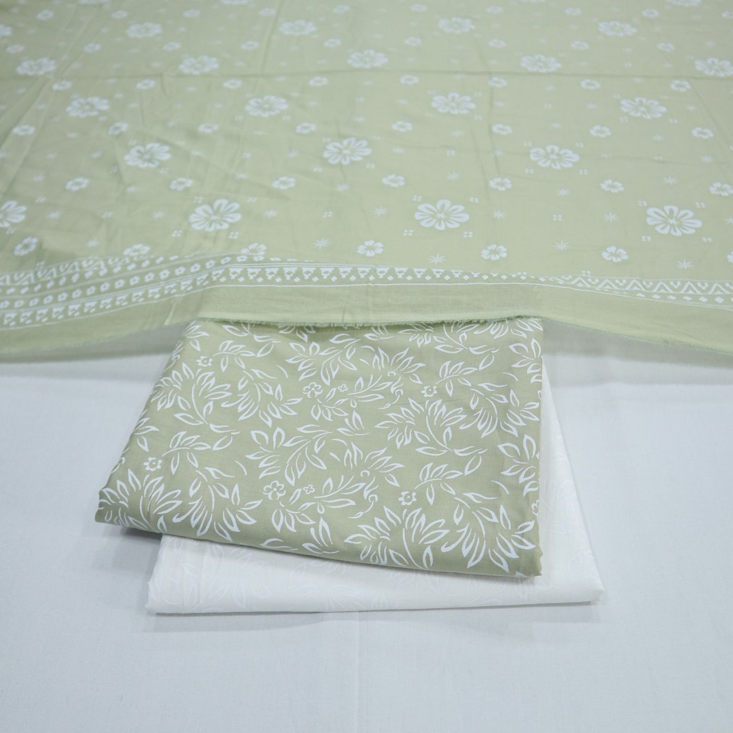 Muntaha Block Print Lawn 3 Piece (1931-005)