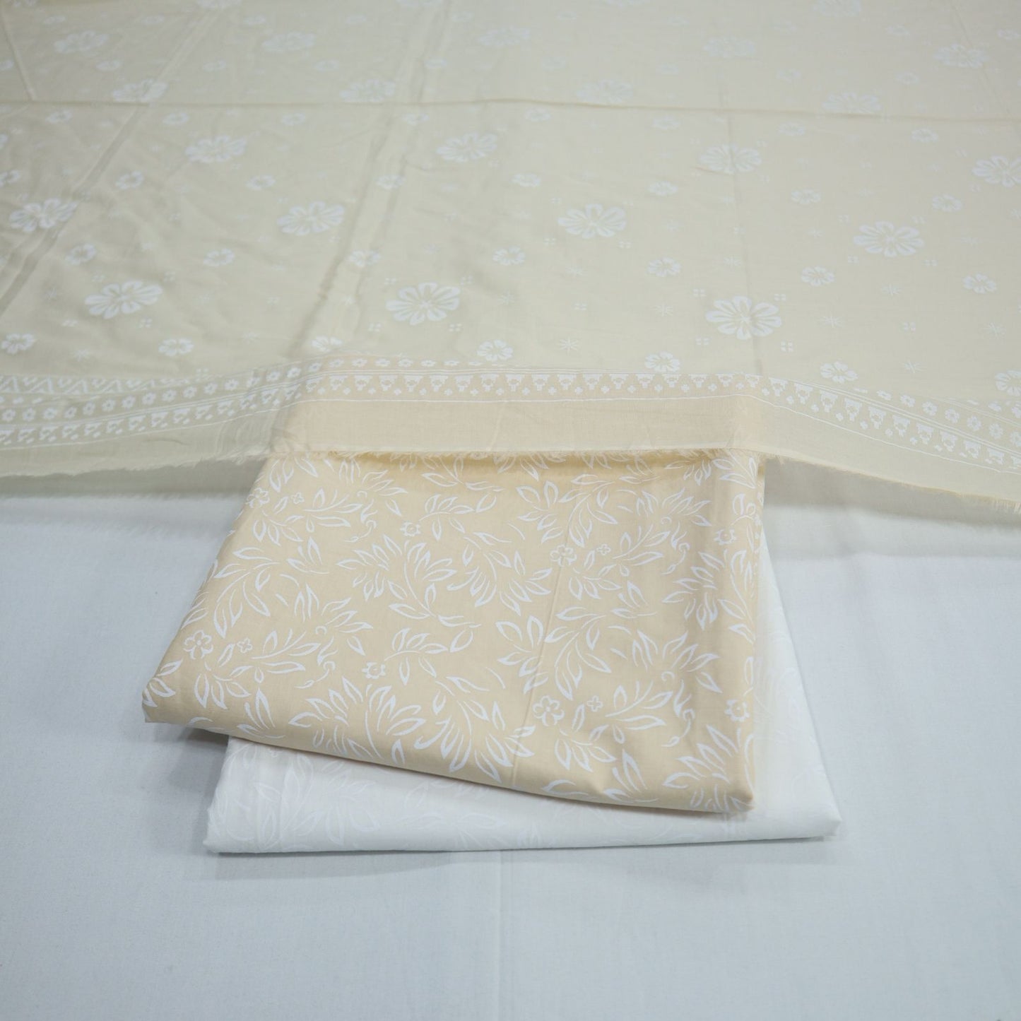 Muntaha Block Print Lawn 3 Piece (1931-009)