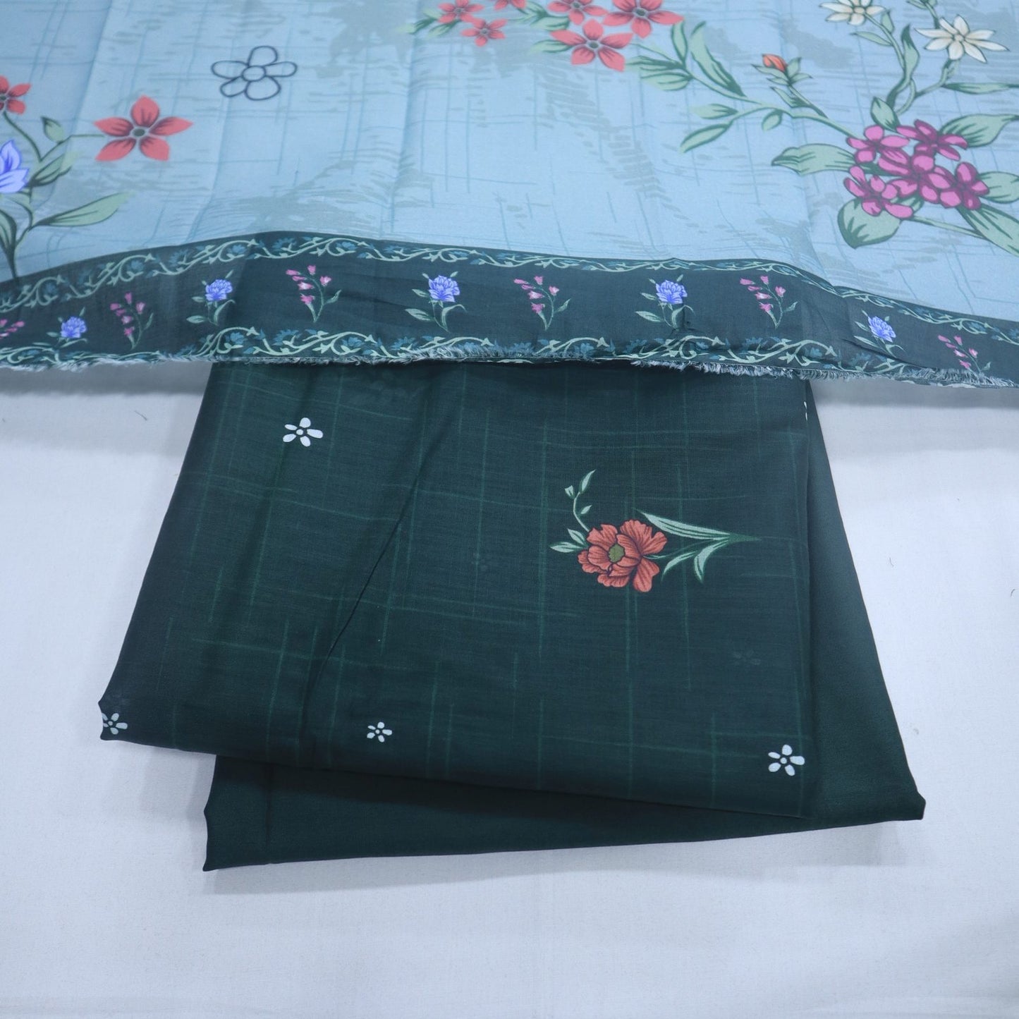Muznah Printed Lawn 3 Piece (1936-010)