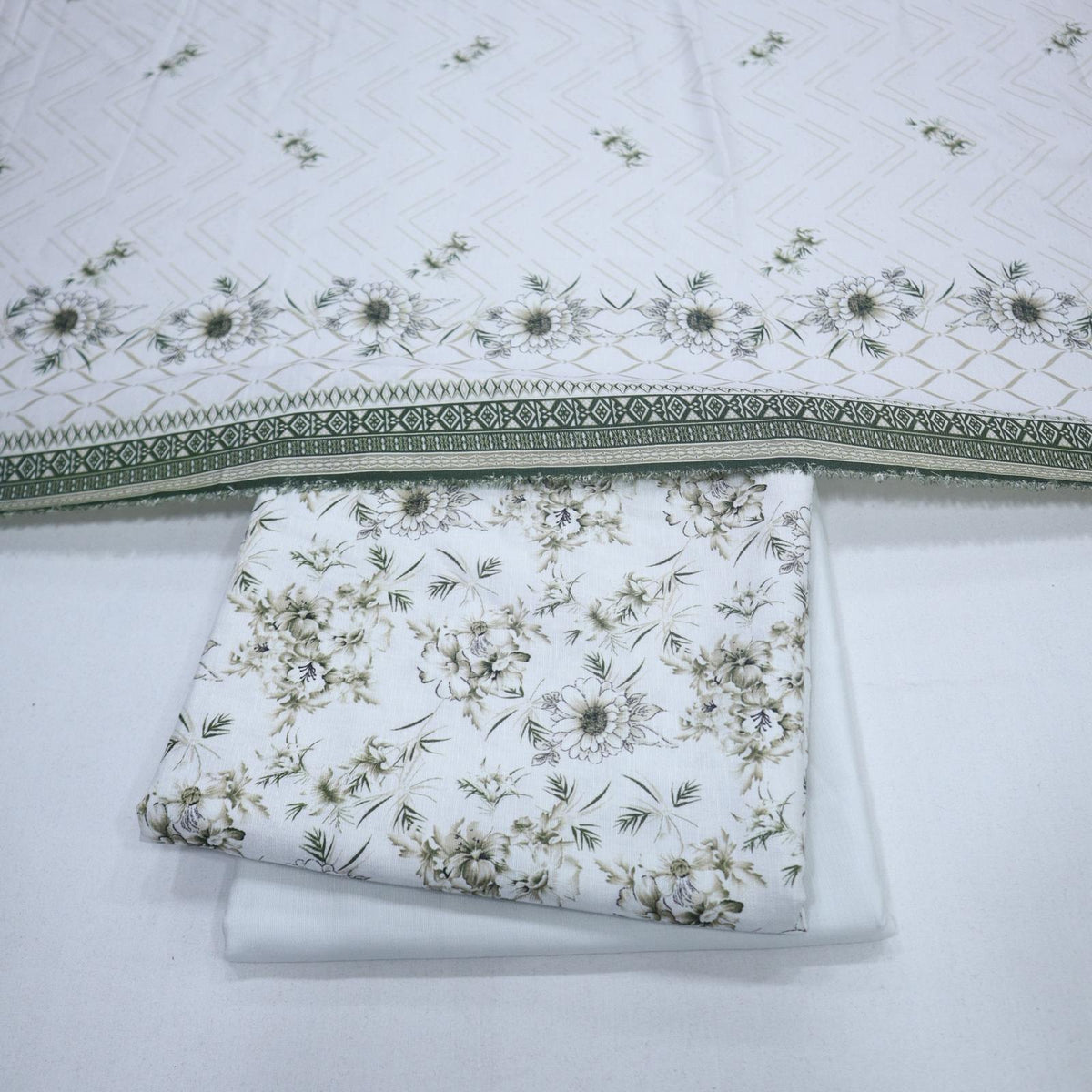 Exclusive Karandi by Hajra (1979-005)