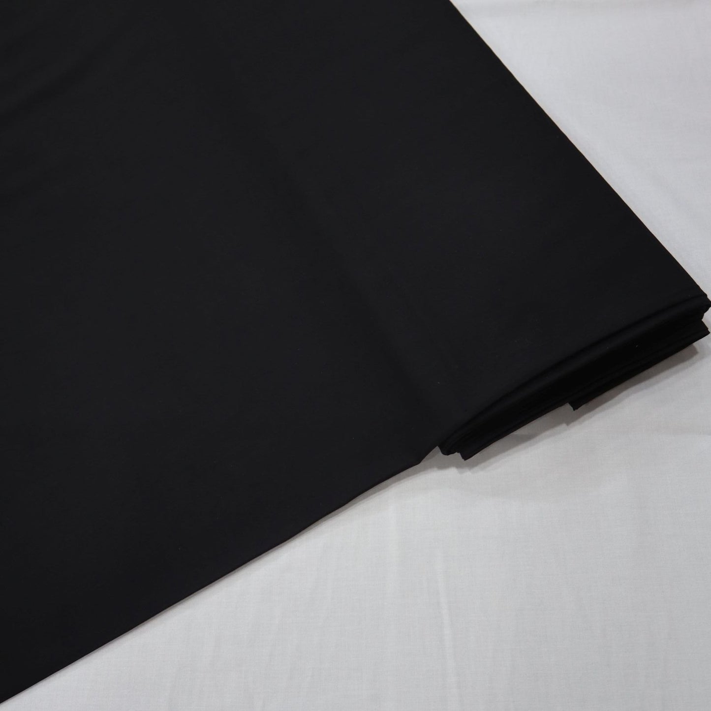 Elite Suiting - Black (1858-001)